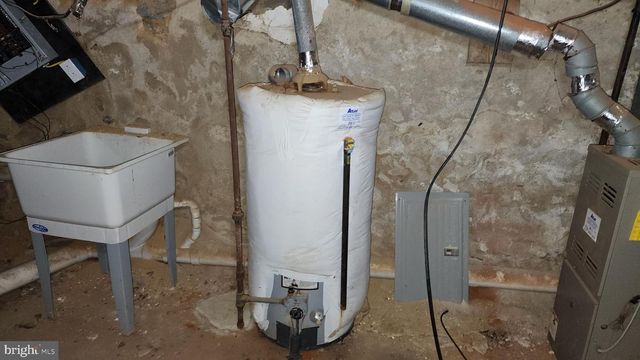 2113 N FRANKLIN ST, Philadelphia, PA 19122