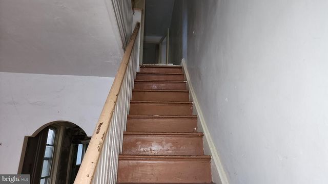 2113 N FRANKLIN ST, Philadelphia, PA 19122