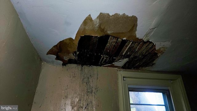 2113 N FRANKLIN ST, Philadelphia, PA 19122