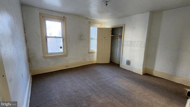 2113 N FRANKLIN ST, Philadelphia, PA 19122