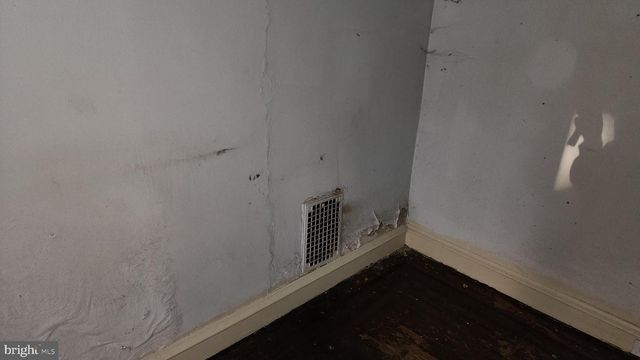 2113 N FRANKLIN ST, Philadelphia, PA 19122