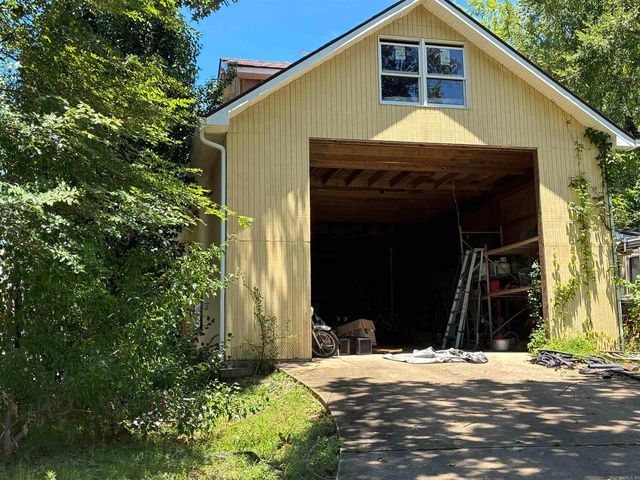 121 Knollwood Lodge Rd, Hot Springs, AR 71913