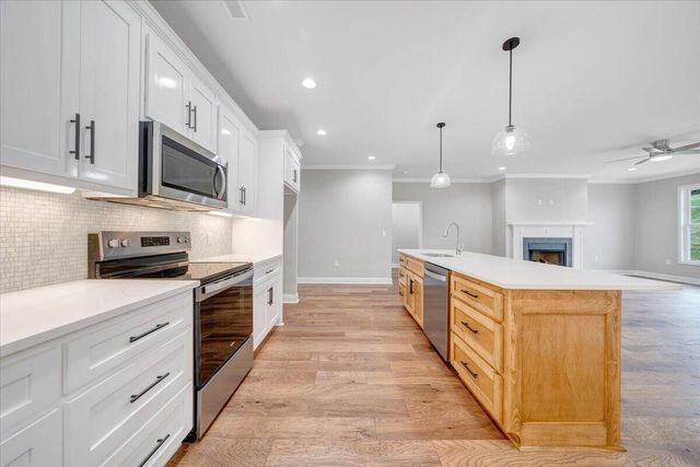 149 Merion CIR, Daleville, VA 24083