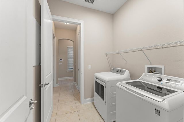 13833 BEHRING AVENUE, Orlando, FL 32827