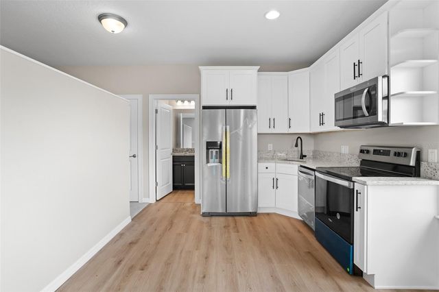 13833 BEHRING AVENUE, Orlando, FL 32827