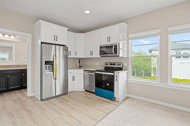 13833 BEHRING AVENUE, Orlando, FL 32827