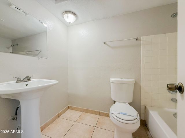 2406 W CAMPBELL Avenue 144, Phoenix, AZ 85015