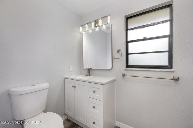 1521 Baker Street NE, Palm Bay, FL 32907