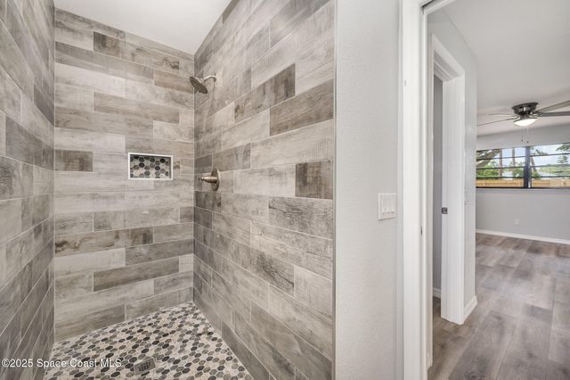 1521 Baker Street NE, Palm Bay, FL 32907