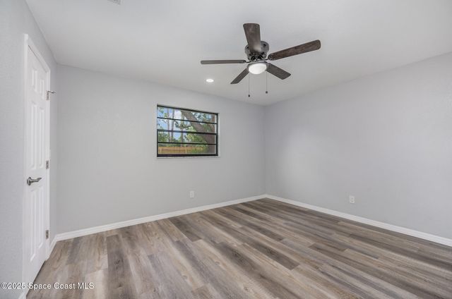 1521 Baker Street NE, Palm Bay, FL 32907