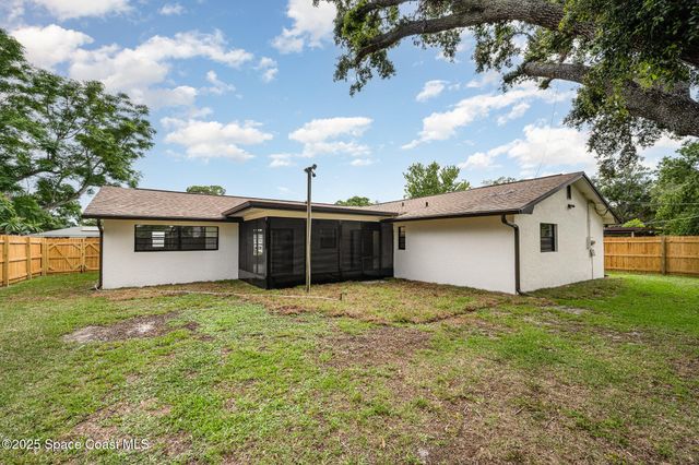 1521 Baker Street NE, Palm Bay, FL 32907