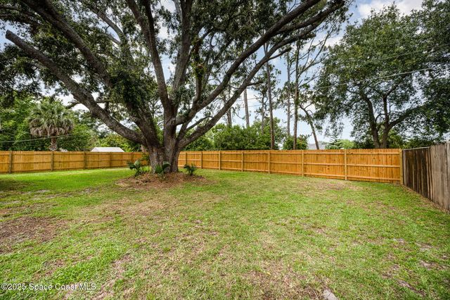 1521 Baker Street NE, Palm Bay, FL 32907