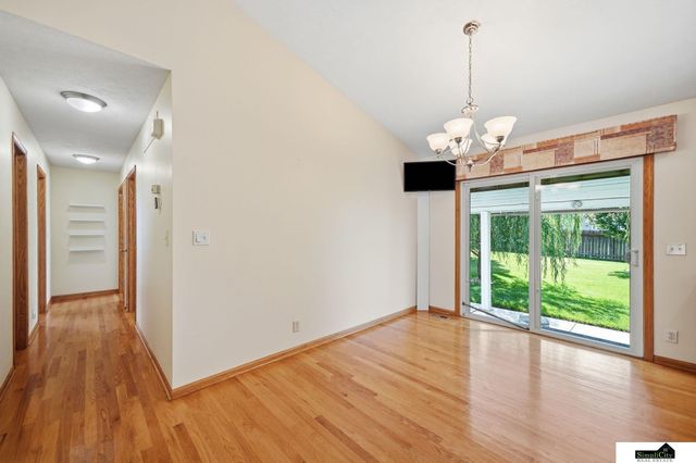 5241 N 11Th Street, Lincoln, NE 68521