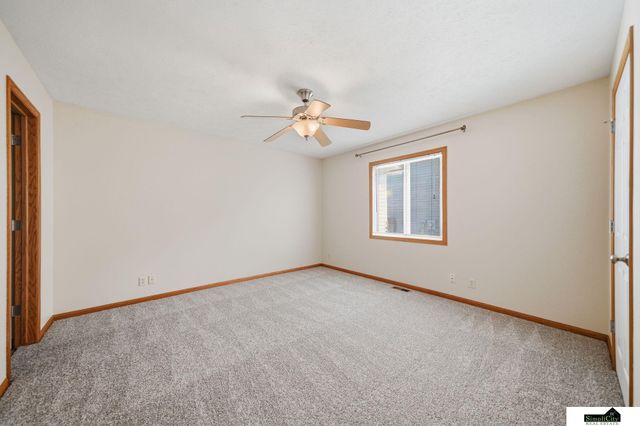 5241 N 11Th Street, Lincoln, NE 68521