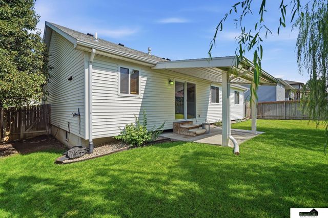 5241 N 11Th Street, Lincoln, NE 68521