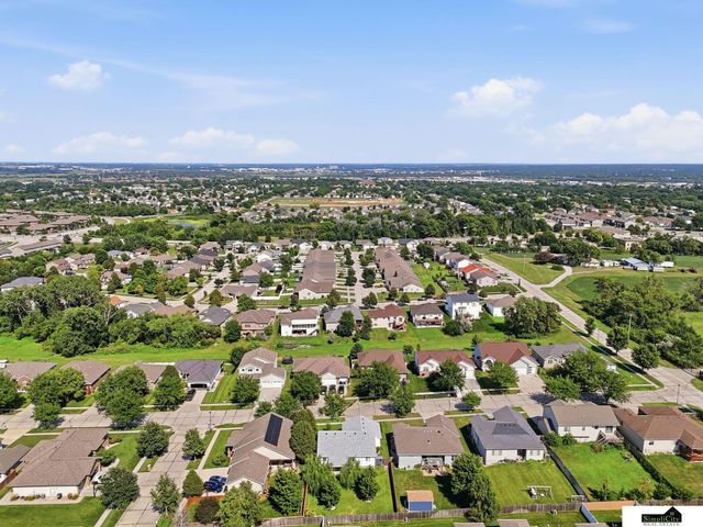 5241 N 11Th Street, Lincoln, NE 68521
