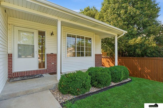 5241 N 11Th Street, Lincoln, NE 68521