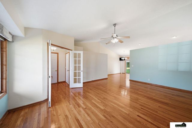 5241 N 11Th Street, Lincoln, NE 68521
