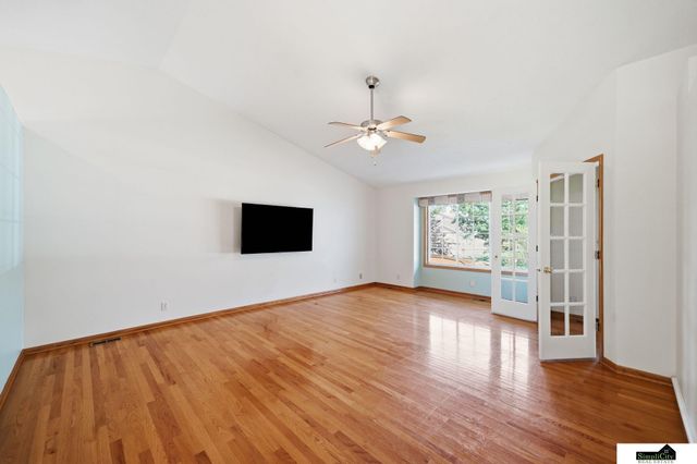 5241 N 11Th Street, Lincoln, NE 68521