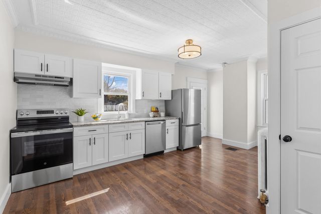 3 Niles Street, Dover, NH 03820