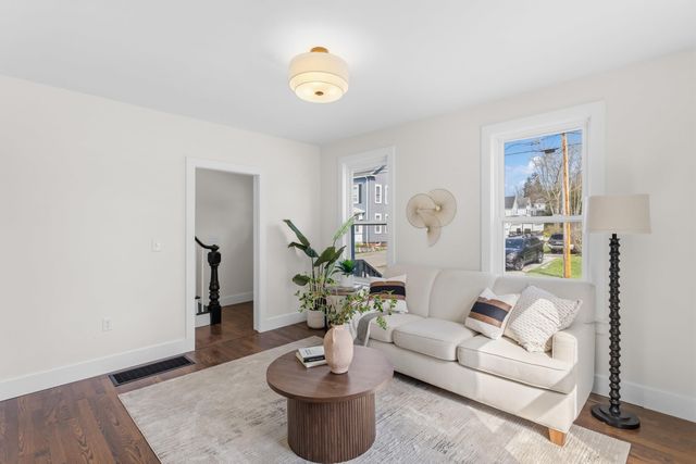 3 Niles Street, Dover, NH 03820