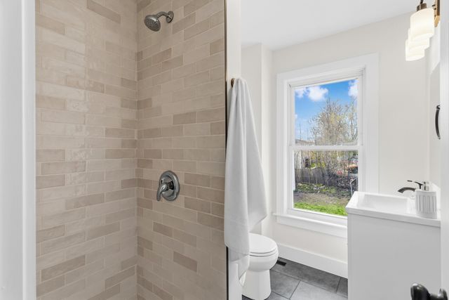 3 Niles Street, Dover, NH 03820