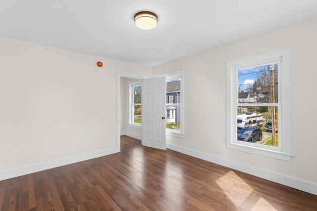 3 Niles Street, Dover, NH 03820