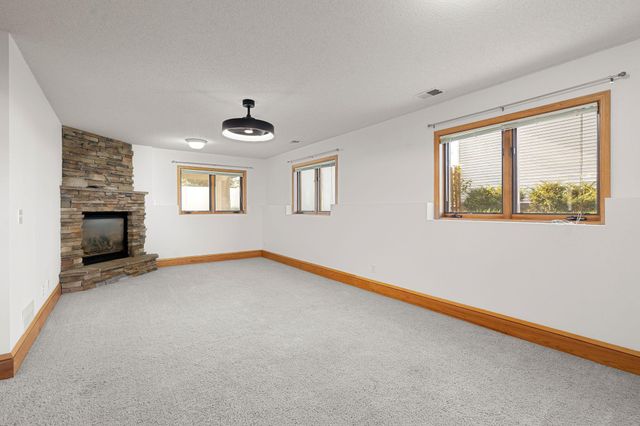 875 18th Street SE, Owatonna, MN 55060