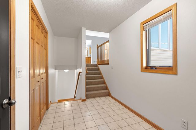 875 18th Street SE, Owatonna, MN 55060