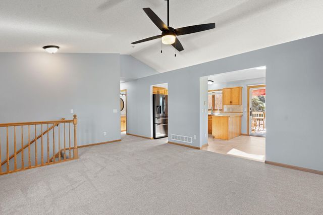 875 18th Street SE, Owatonna, MN 55060