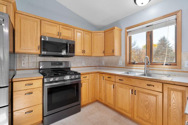 875 18th Street SE, Owatonna, MN 55060