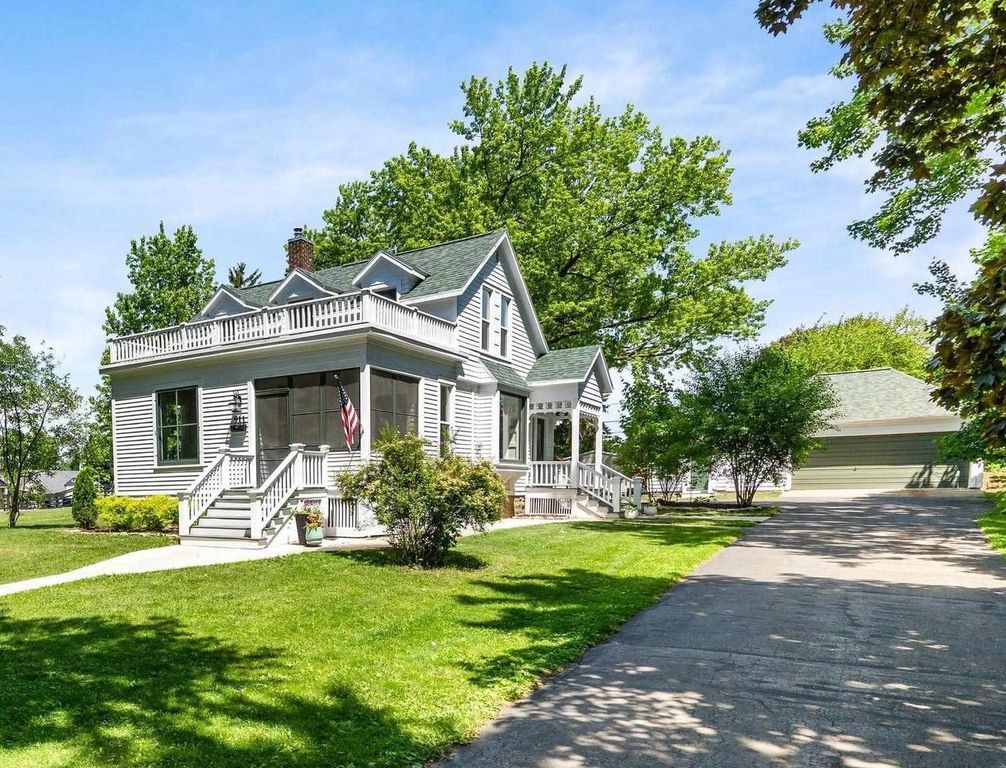 911 Watson Street, Ripon, WI 54971