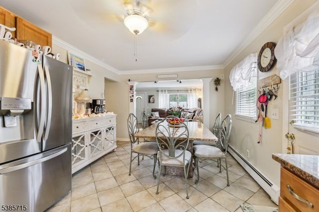 45 Maplewood Ave, Wayne Twp., NJ 07470