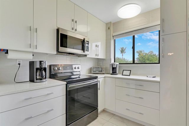 360 Bella Vista Court N 60, Jupiter, FL 33477