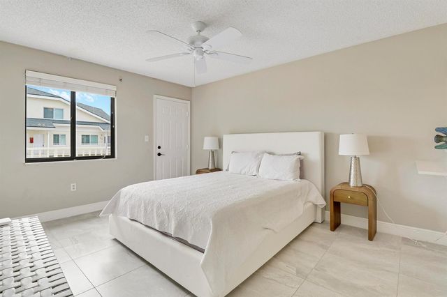 360 Bella Vista Court N 60, Jupiter, FL 33477