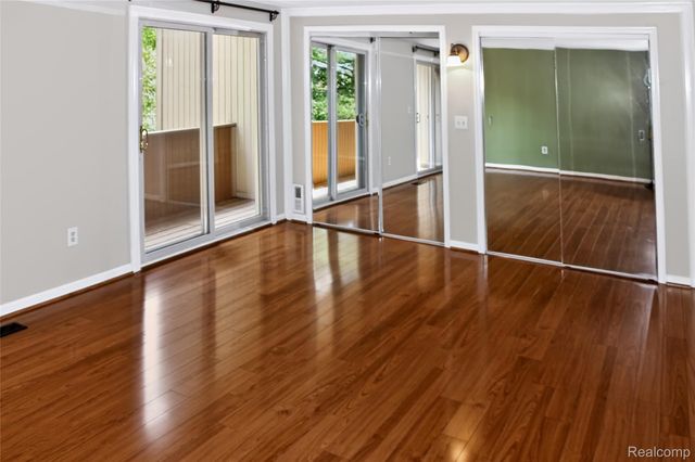 7364 Balsam Court Unit 32, West Bloomfield Charter Township, MI 48322