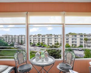 2881 NW 47th Ter 406, Lauderdale Lakes, FL 33313