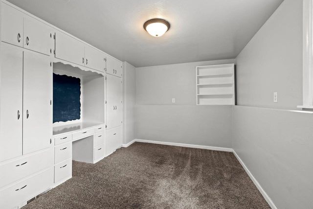 991 SUBURBAN DRIVE, De Pere, WI 54115