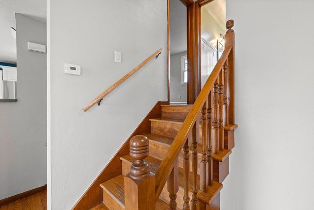 991 SUBURBAN DRIVE, De Pere, WI 54115