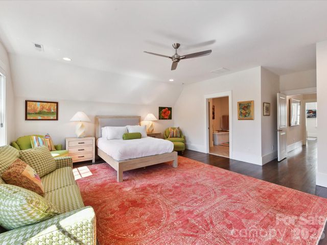 6531 Hazelton Drive, Charlotte, NC 28210