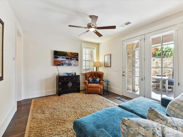 6531 Hazelton Drive, Charlotte, NC 28210