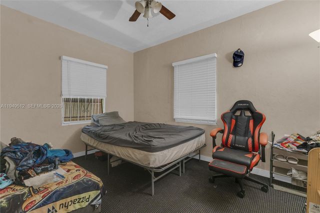 1478 NW 74th St, Miami, FL 33147