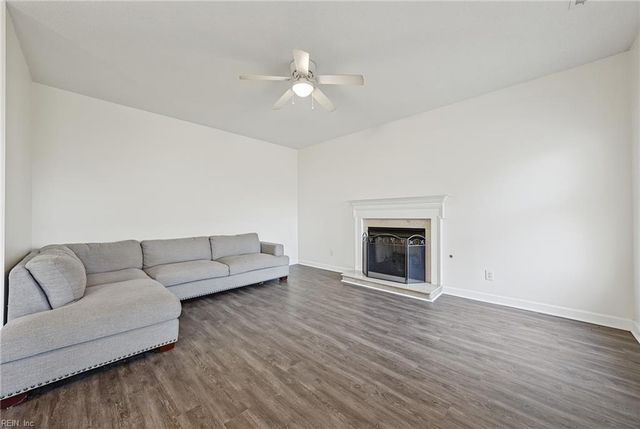 6709 Glasgow ST, Suffolk, VA 23435