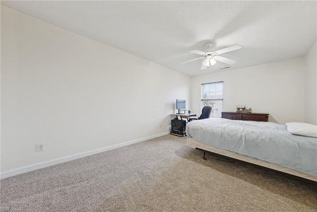6709 Glasgow ST, Suffolk, VA 23435