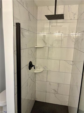 509 Head Of River RD, Chesapeake, VA 23322