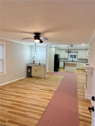 509 Head Of River RD, Chesapeake, VA 23322