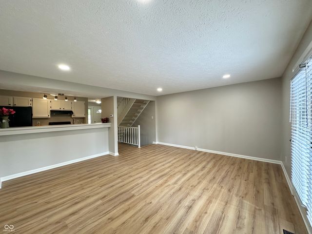 7975 Glen View Drive, Indianapolis, IN 46236