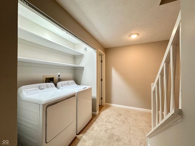 7975 Glen View Drive, Indianapolis, IN 46236