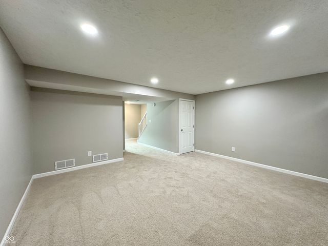 7975 Glen View Drive, Indianapolis, IN 46236