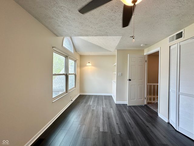 7975 Glen View Drive, Indianapolis, IN 46236
